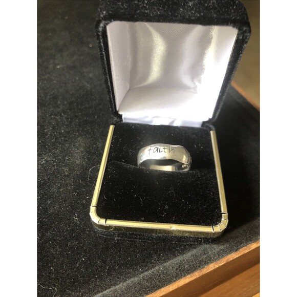 925 STERLING SILVER Faith Band Ring Size 8.5 - Picture 6 of 6